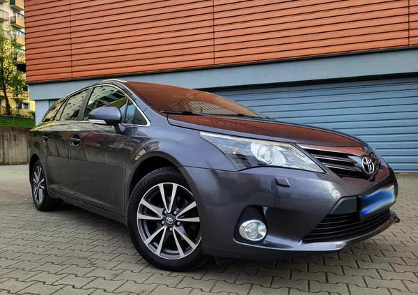 Toyota Avensis cena 31900 przebieg: 280000, rok produkcji 2013 z Stronie Śląskie małe 232